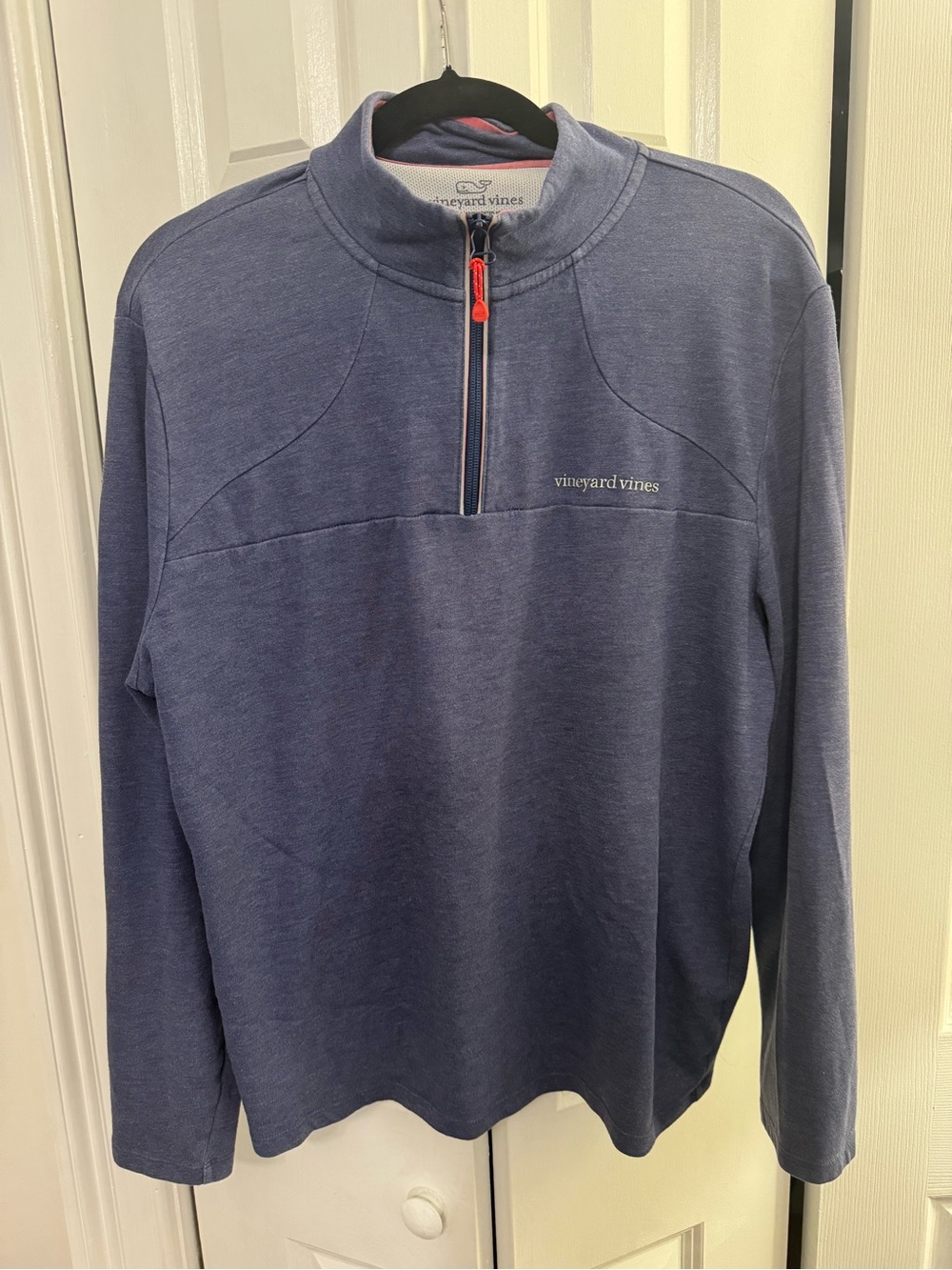 Vineyard Vines Men's Blue Half-Zip Pullover with Red Zipper Pull